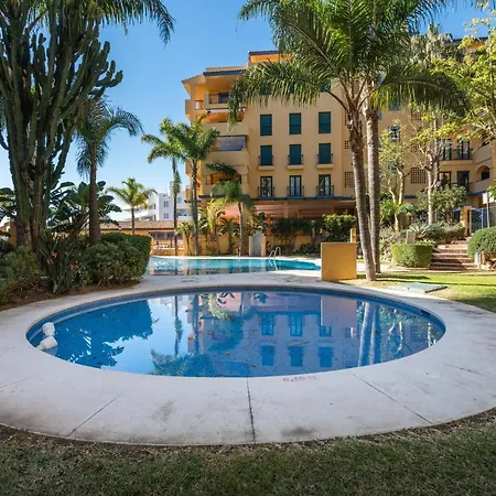 Nueva Alcantara Apartment Marbella